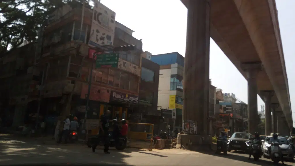 M K Retail