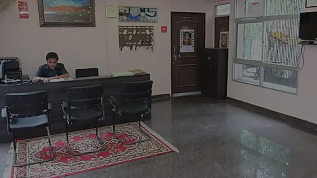 Shree Krishna Hotel | Best Hotel  near Railway Station