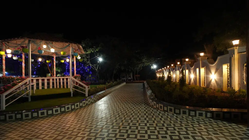 Miracle Club & Resort