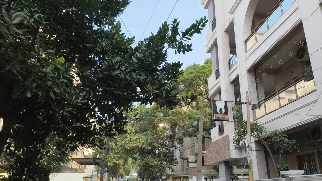 Sai Bhagavan Sravanthi Towers