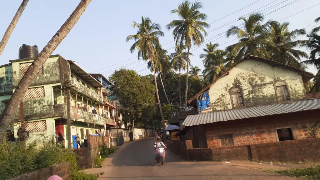 HDFC Securities - Shirgaon