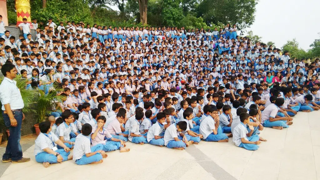 Sardar Vallabhbhai Patel Vividhlakshi Vidyalaya